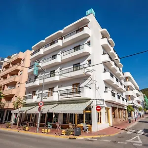 Y Santa Eulalia Gasthuis Santa Eularia des Riu